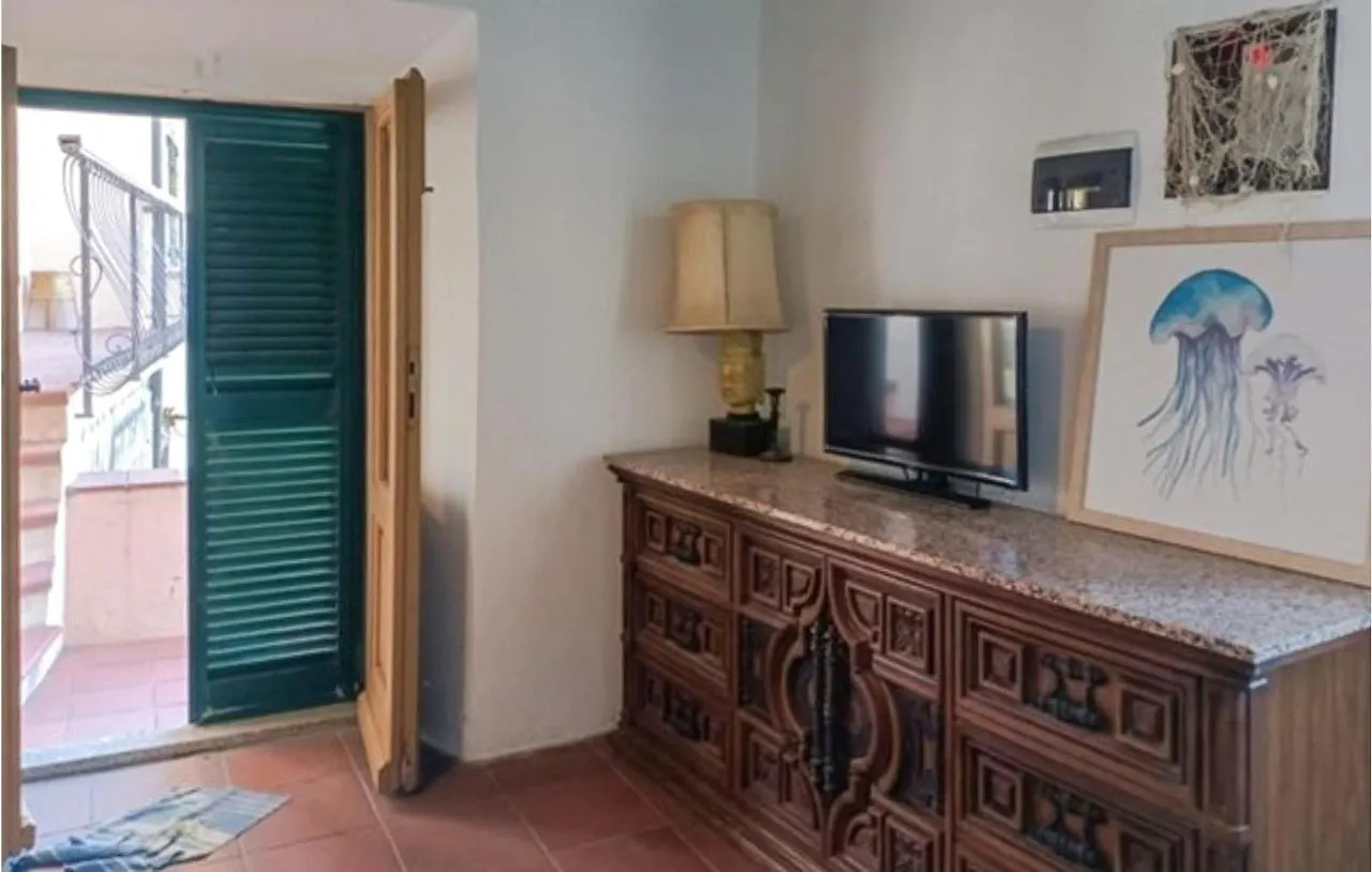 Beautiful Apartment In Porto Azzurro With Kitchen 0*,